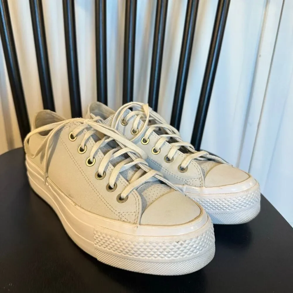Chuck Taylor All Star Lift platform golden hits leather sneaker 8.5
